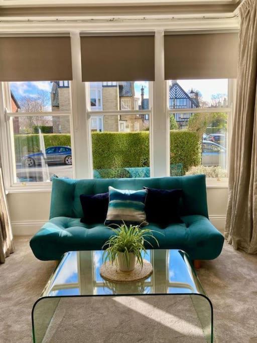 Garden Apartment, Central Harrogate With Parking ภายนอก รูปภาพ