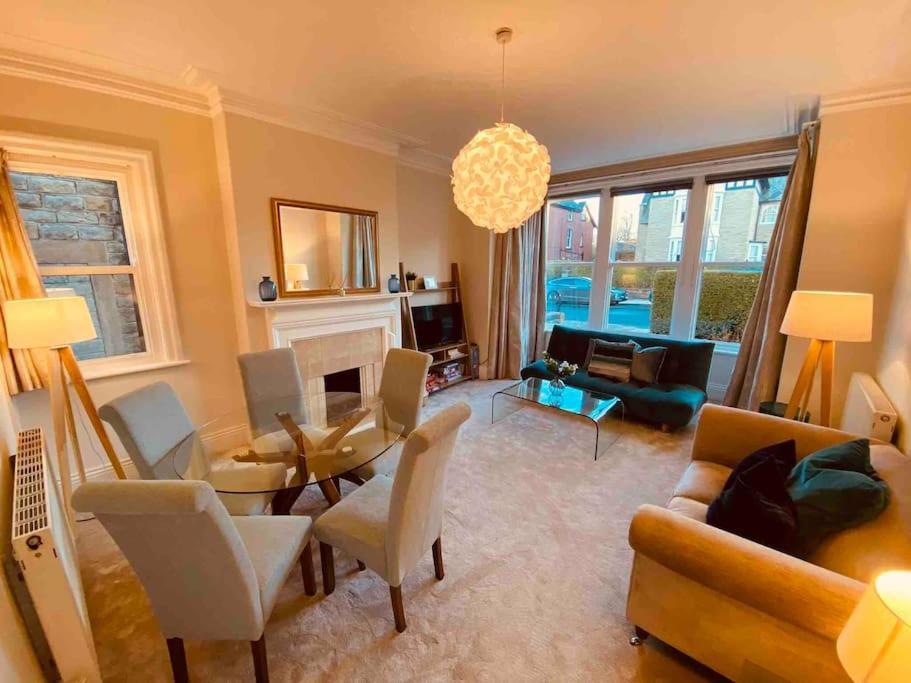 Garden Apartment, Central Harrogate With Parking ภายนอก รูปภาพ